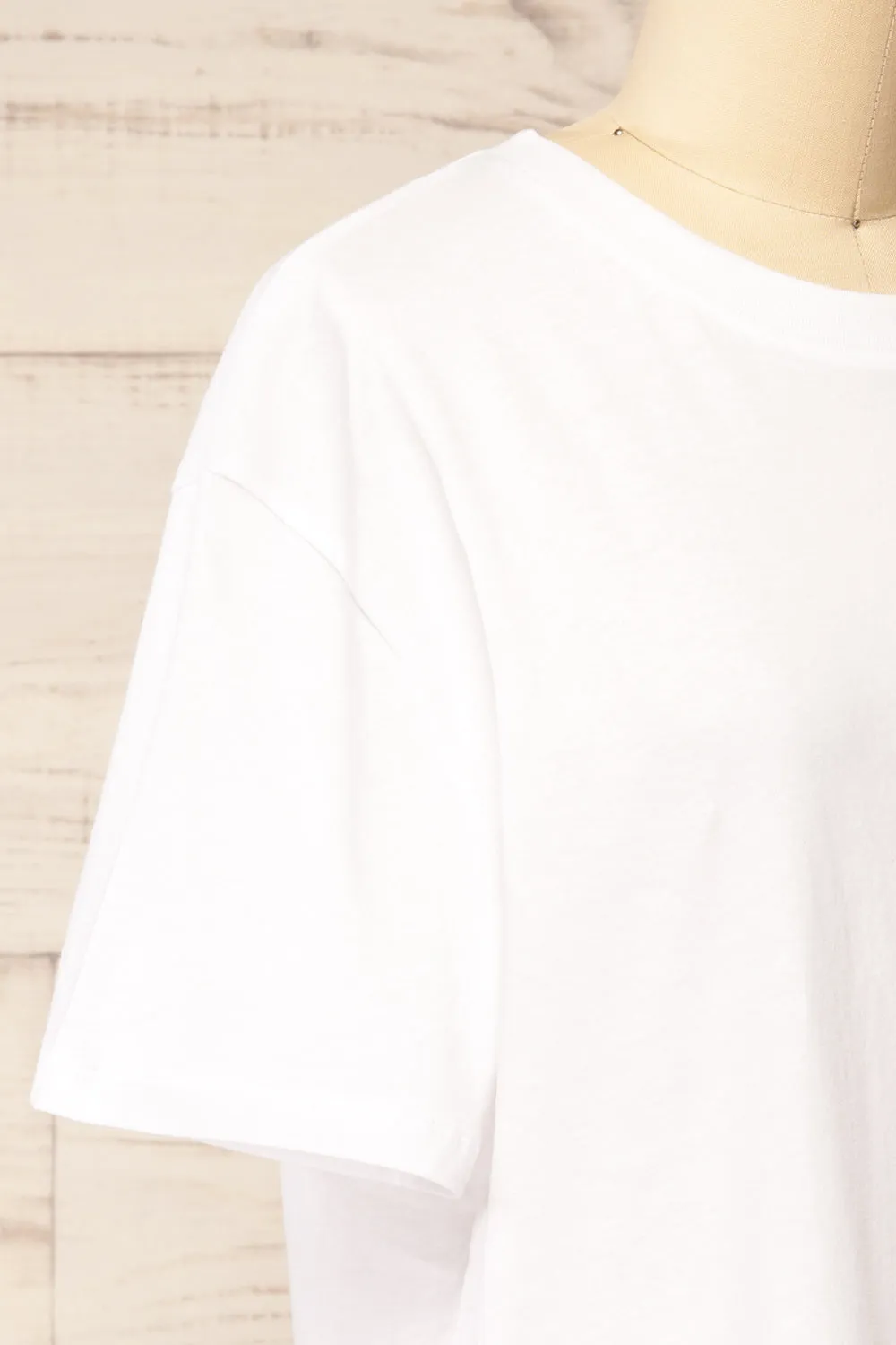 Akumi White | Classic T-Shirt