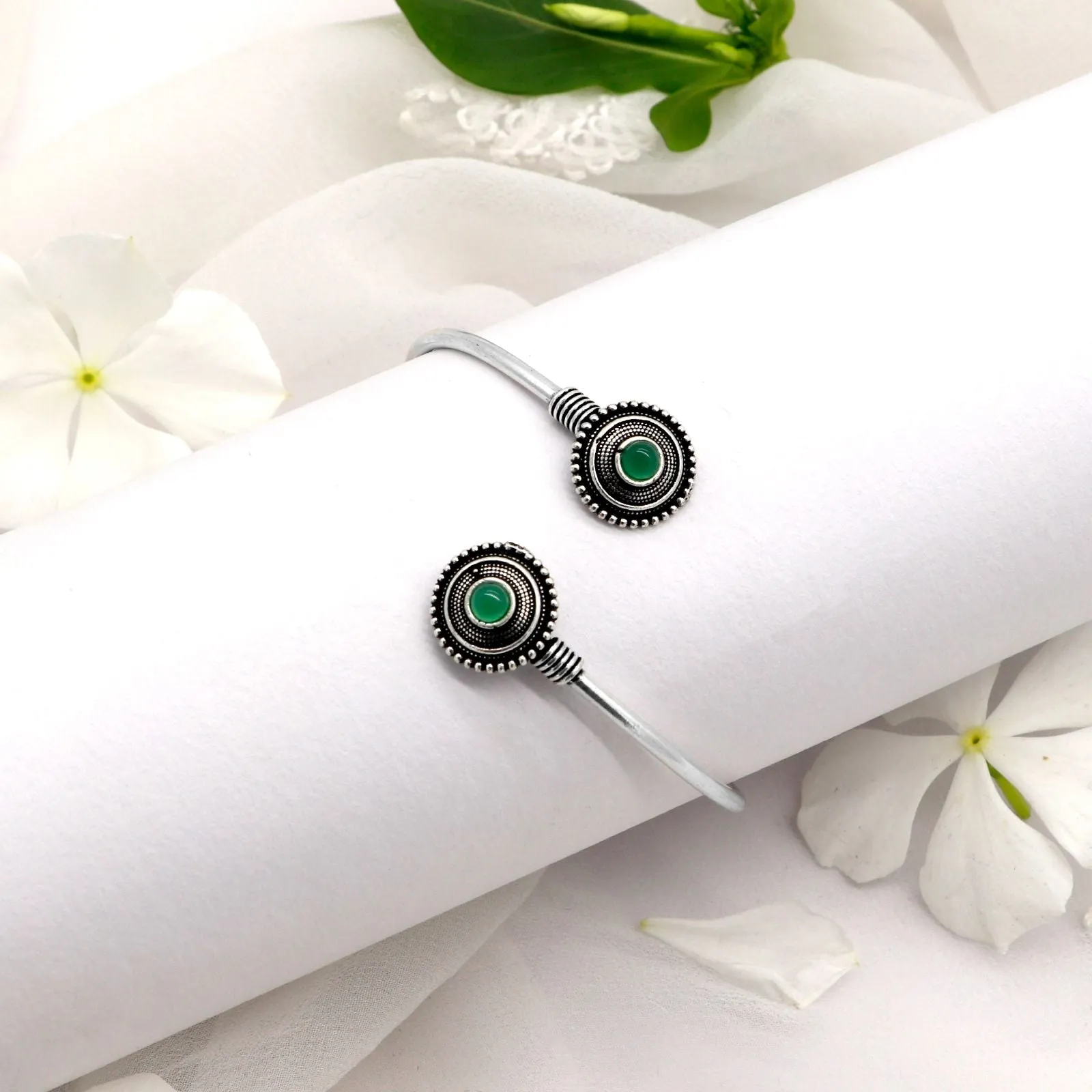 Aparna Green Circular Silver Oxidized Bracelet