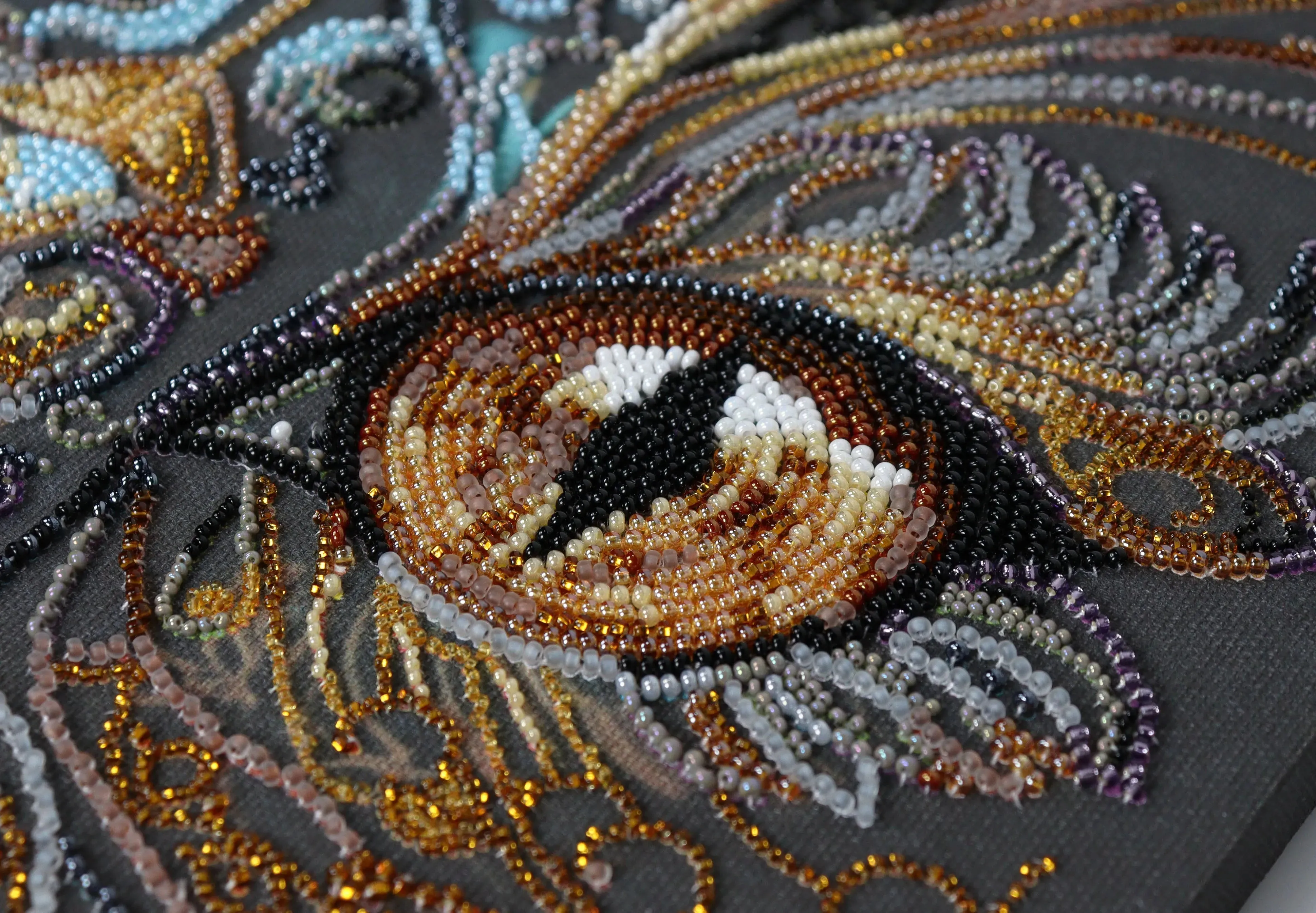 Bead Embroidery Kit - The look of a witch AB-900