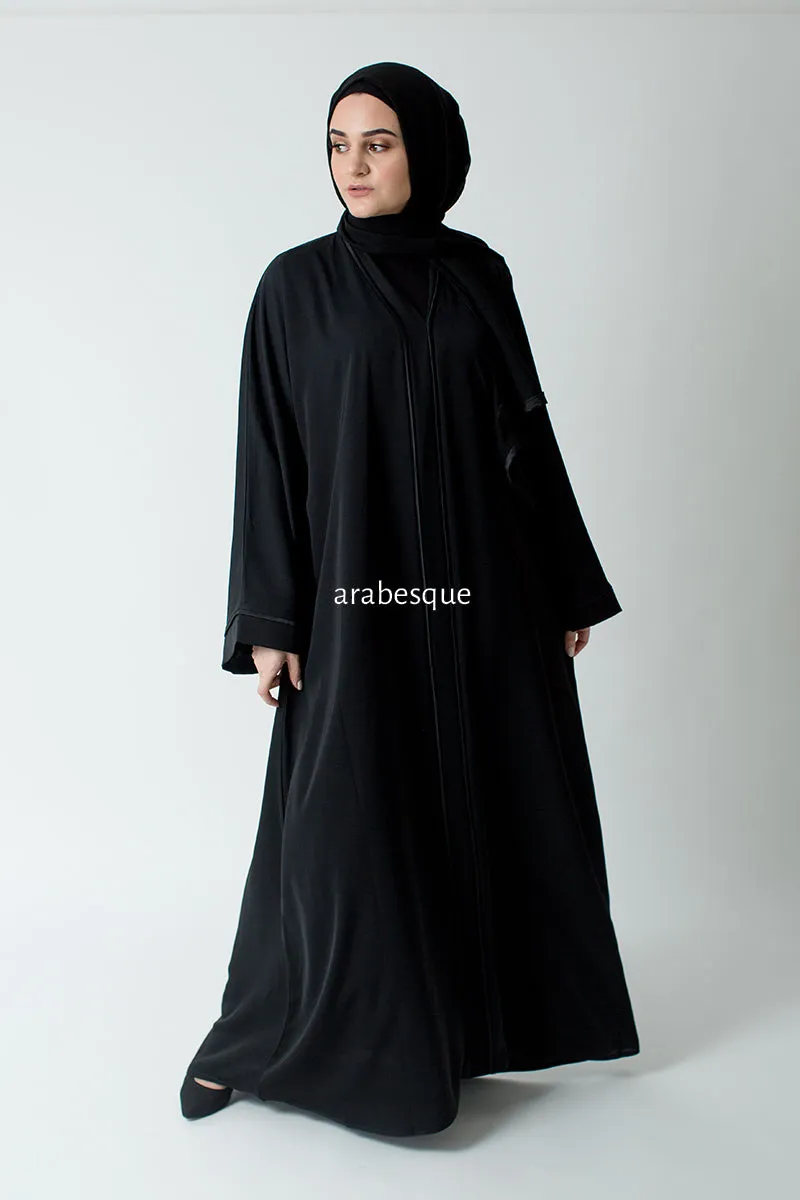 Black Border Closed Abaya