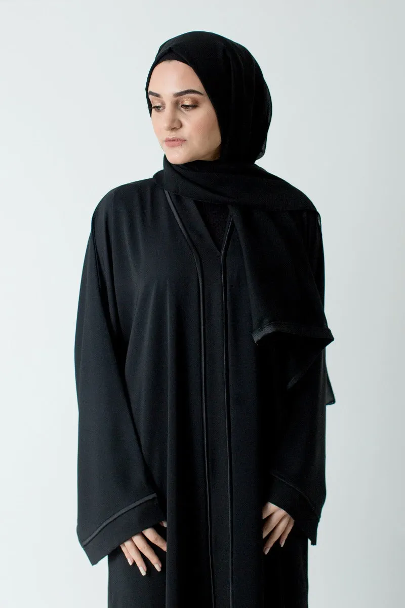 Black Border Closed Abaya