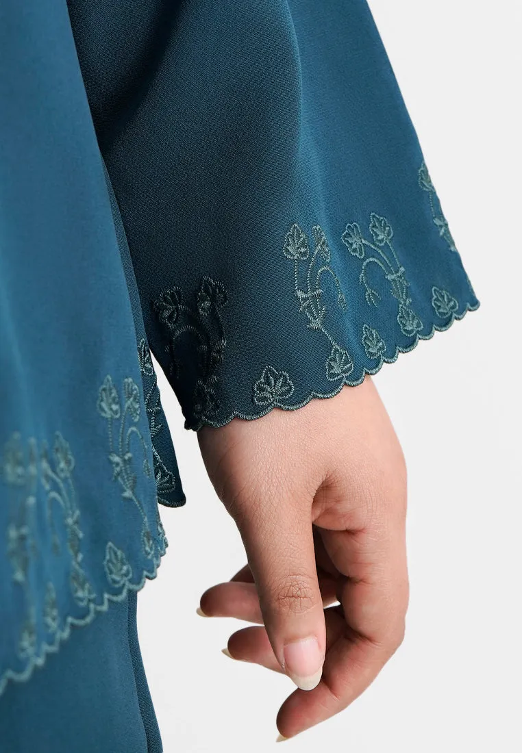 Emona Minimalist Embroidery Kurung Kedah Set