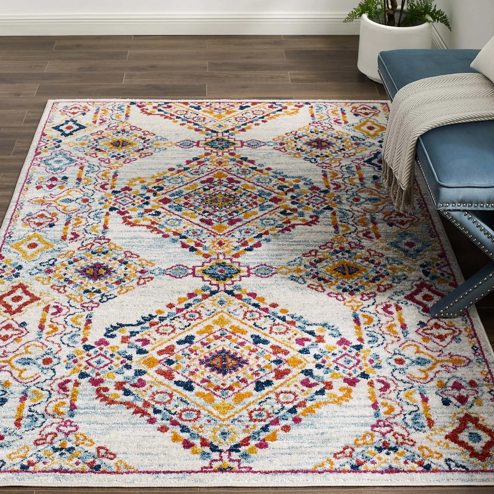 Entourage Khalida Distressed Vintage Floral Lattice Area Rug