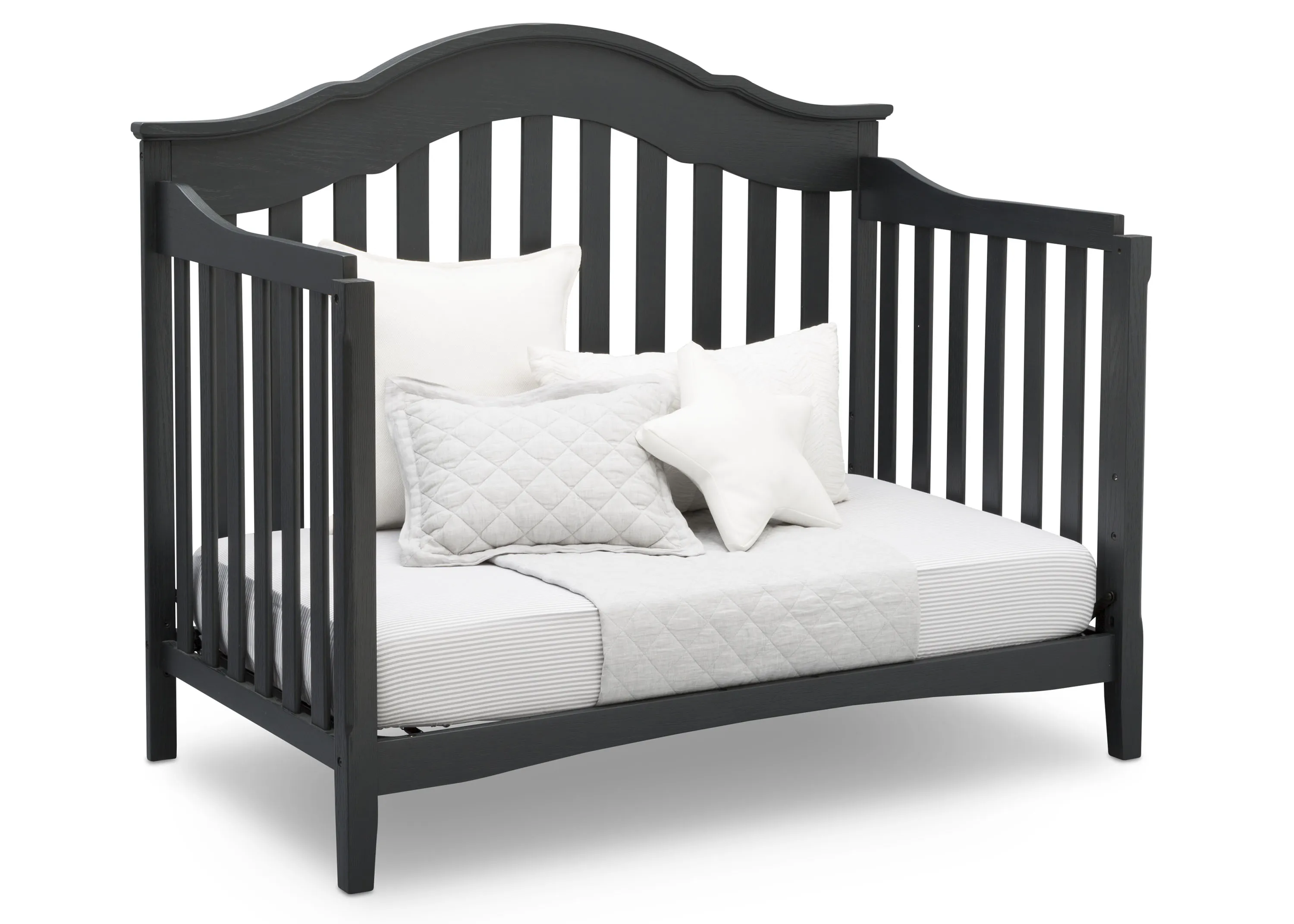 Farmhouse 6-in-1 Convertible Baby Crib