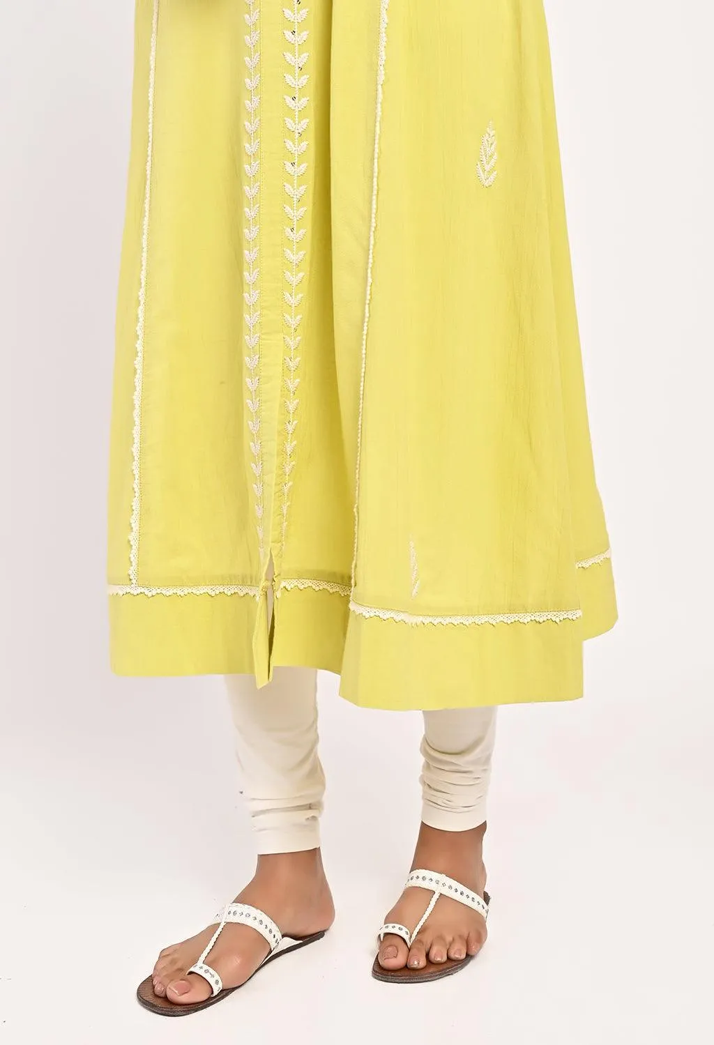 Green Round-neck Embroidered Straight Kurta for Women