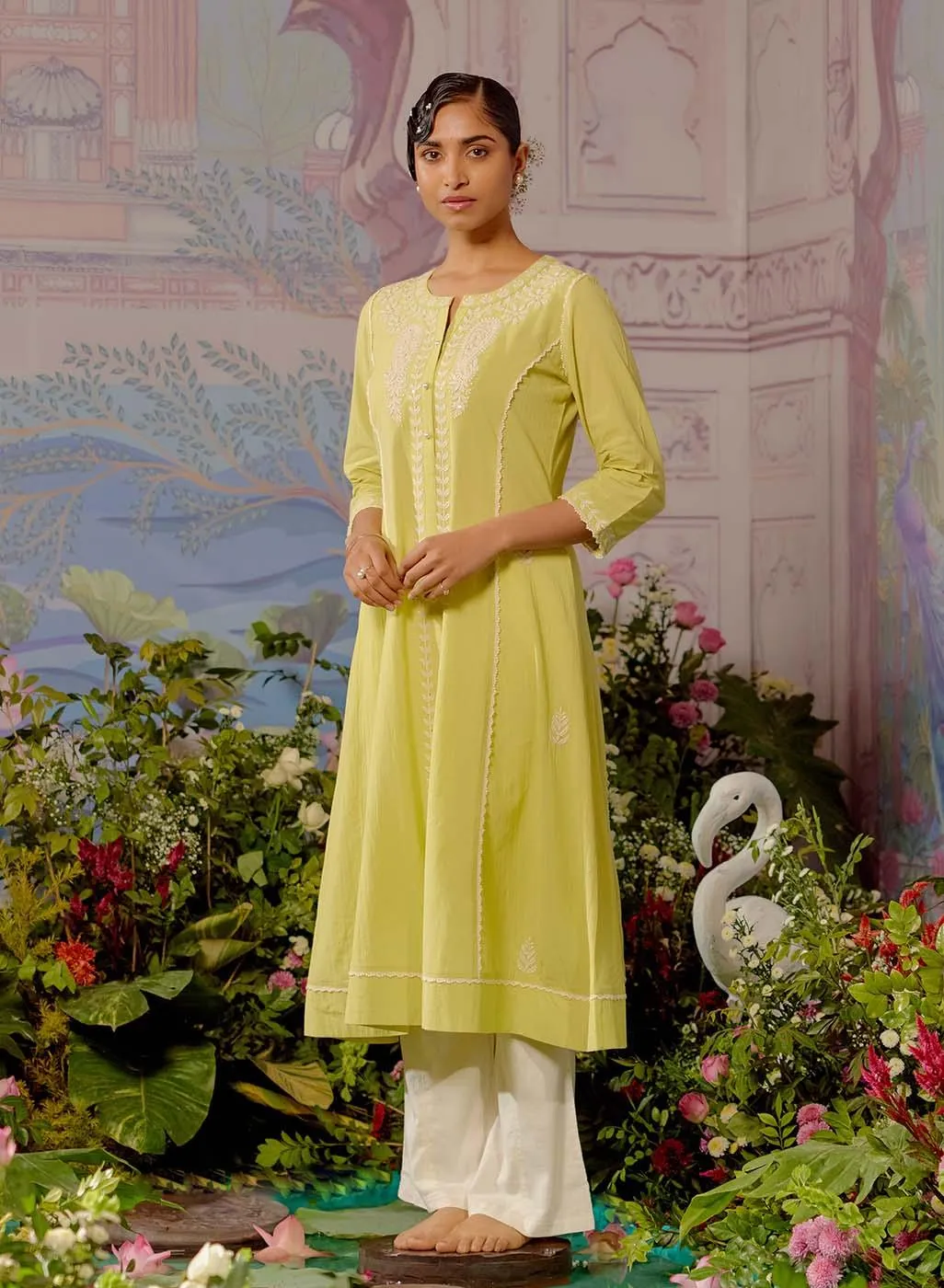 Green Round-neck Embroidered Straight Kurta for Women