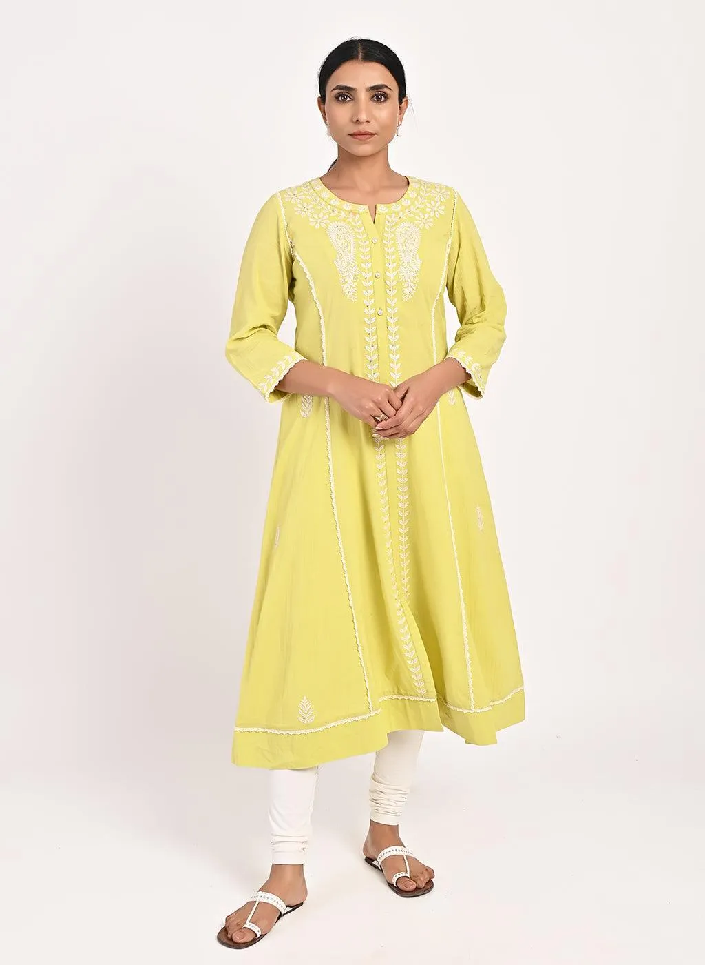 Green Round-neck Embroidered Straight Kurta for Women