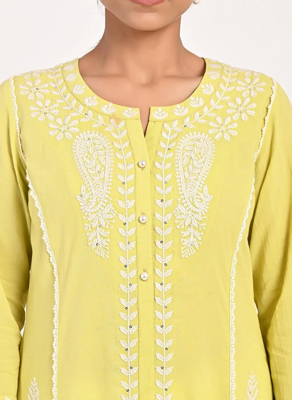 Green Round-neck Embroidered Straight Kurta for Women