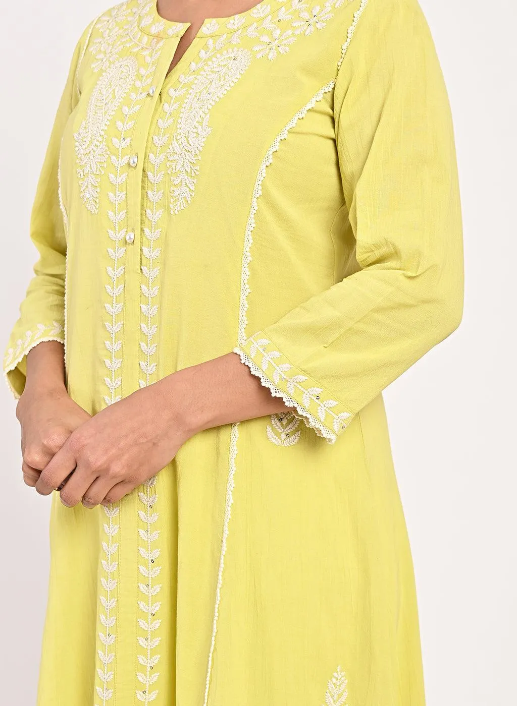 Green Round-neck Embroidered Straight Kurta for Women