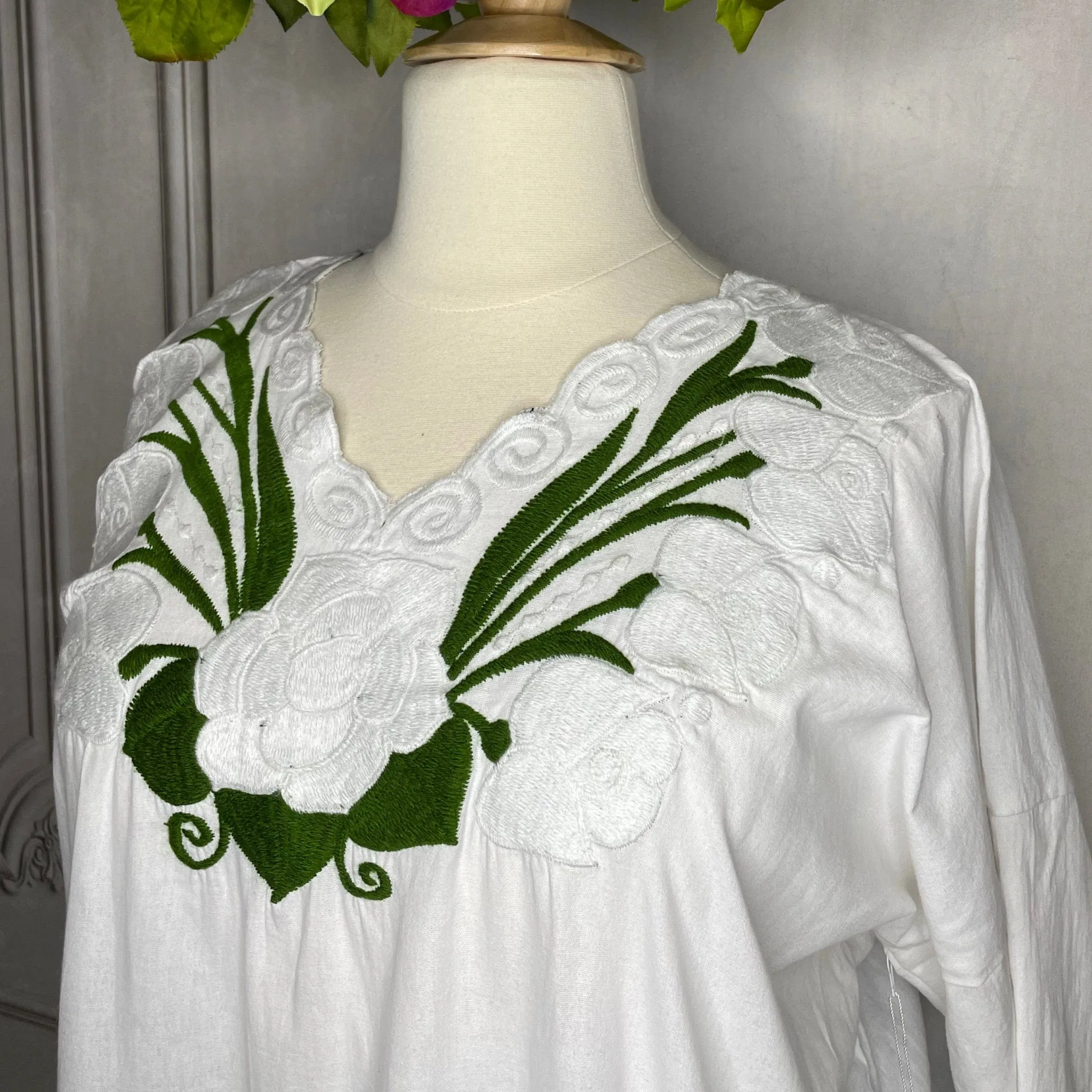 Mexican Blouse White on White Zinacantan PLUS