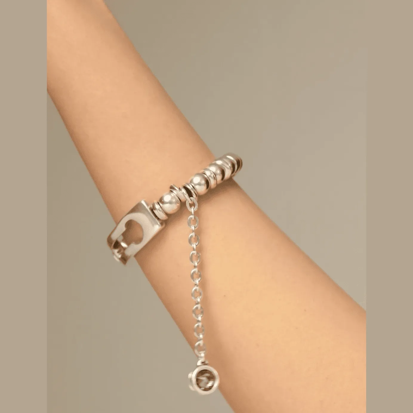 UNOde50 Silver "EMPOWER" Link Crystal Bracelet