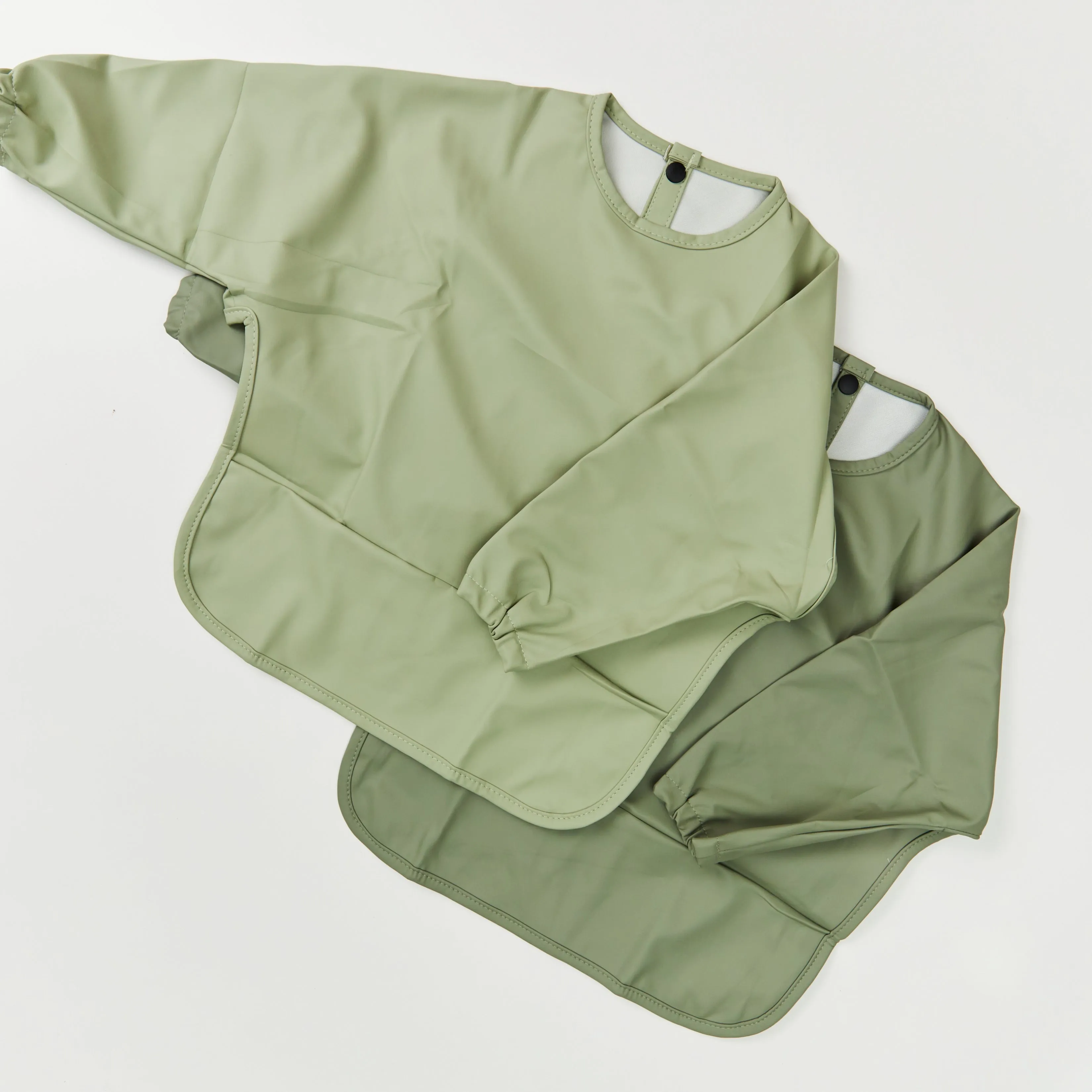 Waterproof Long Sleeve Baby Smock Bib in Aloe Green